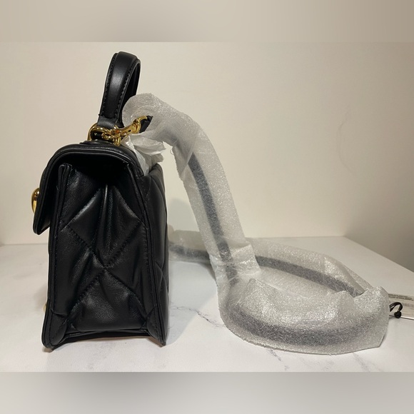 NWT MOSCHINO HEART STUDS QUILTED LEATHER SHOULDER BAG BLACK - Picture 4 of 15